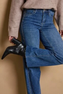 Women's Studded Wide Leg Jeans 17 Women's Studded Wide Leg Jeans -Wana Fashion Shop WP002050 08M TAYLOR LS3