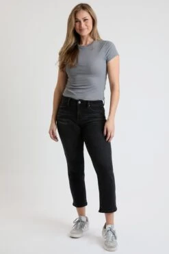 Women's Premium Stretch Cropped Slim Straight Jeans 35 Women's Premium Stretch Cropped Slim Straight Jeans -Wana Fashion Shop WP024460 16W 7