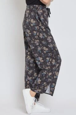 Women's Drawstring Wide Leg Pant With Side Slit -Wana Fashion Shop WP1087FR FL005 2