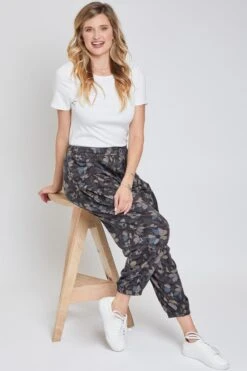Women's Elastic Ballon Pant With Pockets