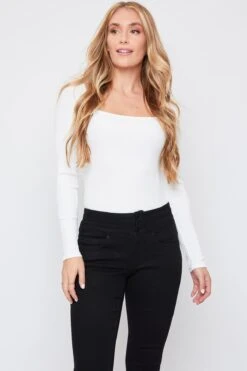 Women's Fashion First Mid Rise 3-Button Skinny Jeans -Wana Fashion Shop WP127350 W37 2