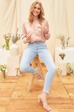 Women's Essential High Rise Skinny Jean 36 Women's Essential High Rise Skinny Jean -Wana Fashion Shop WP60640 L08 LS1