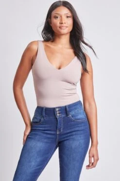 Women's Essential 3 Button High Rise Skinny Jean With Functional Front Pockets -Wana Fashion Shop WP60740 S02 2 c72cbc1c e6ad 423c 8da7 d1a4ef78a4bf