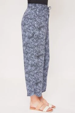 Women's Elastic Waist Pant With Slit Hem -Wana Fashion Shop WP695RC SBWHE 3