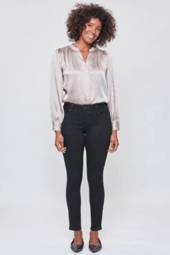 Women's WannaBettaButtMid Rise Regular Hem Skinny Sustainable Jean -Wana Fashion Shop WP998765N W37 1