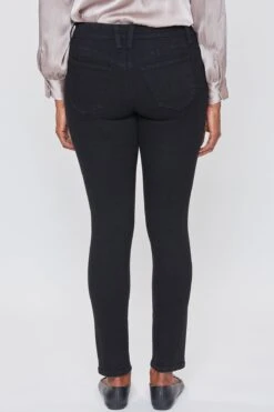 Women's WannaBettaButtMid Rise Regular Hem Skinny Sustainable Jean -Wana Fashion Shop WP998765N W37 4