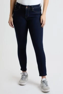 Women's High Rise Curve Confidence WannaBettaButt Skinny Jeans 41 Women's High Rise Curve Confidence WannaBettaButt Skinny Jeans -Wana Fashion Shop WP998775 S37 1