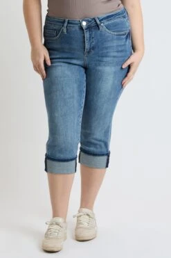 Women's Plus High Rise Premium Stretch Cuff Essential Capri -Wana Fashion Shop XC121960 35T 1