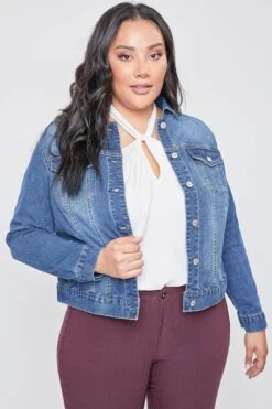 Women's Plus Size Cropped Denim Jacket 20 Women's Plus Size Cropped Denim Jacket -Wana Fashion Shop XJ69845 S69 1
