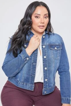 Women's Plus Size Cropped Denim Jacket 22 Women's Plus Size Cropped Denim Jacket -Wana Fashion Shop XJ69845 S69 2