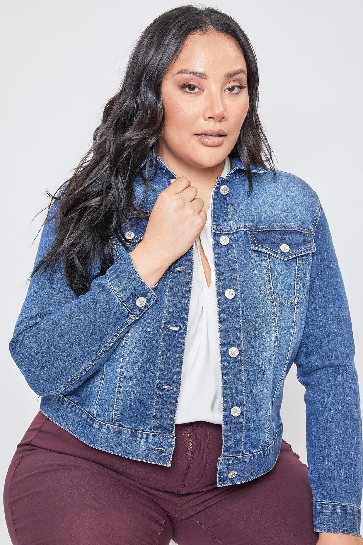 Women's Plus Size Cropped Denim Jacket 10 Women's Plus Size Cropped Denim Jacket - Image 8
