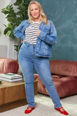 Women's Plus High Rise Basic 5 Pocket Straight Leg Jeans -Wana Fashion Shop XP023929 35M ALYSSA LS1