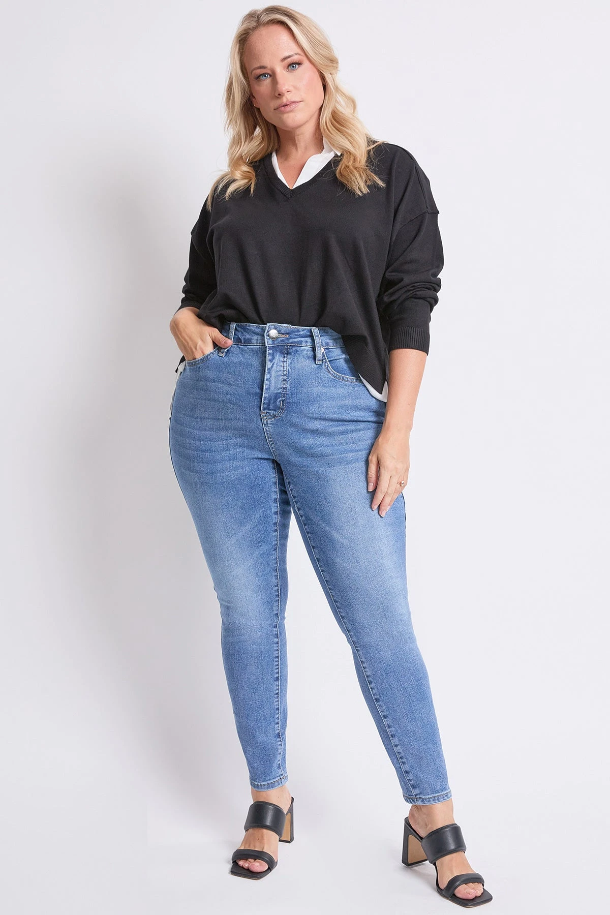 Women's Plus High Rise Basic 5 Pocket Skinny Jeans 13 Women's Plus High Rise Basic 5 Pocket Skinny Jeans - Image 11