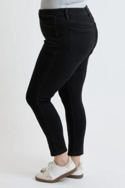 Women's Plus Premium Stretch Skinny Jean -Wana Fashion Shop XP60660 W37 2