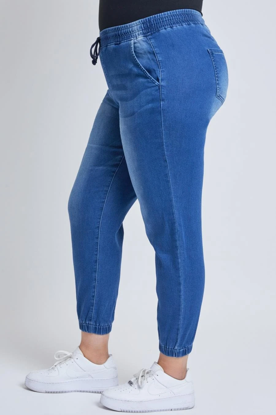 Women's Plus Size Essential Loungewear Joggers 5 Women's Plus Size Essential Loungewear Joggers - Image 3