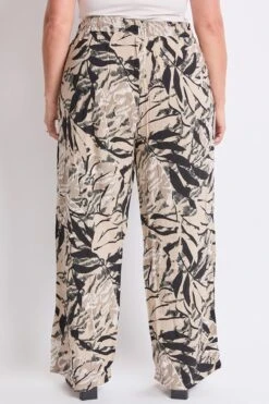 Women's Plus Size High Rise Drawstring Straight Pants -Wana Fashion Shop XP715R1 TP003 4