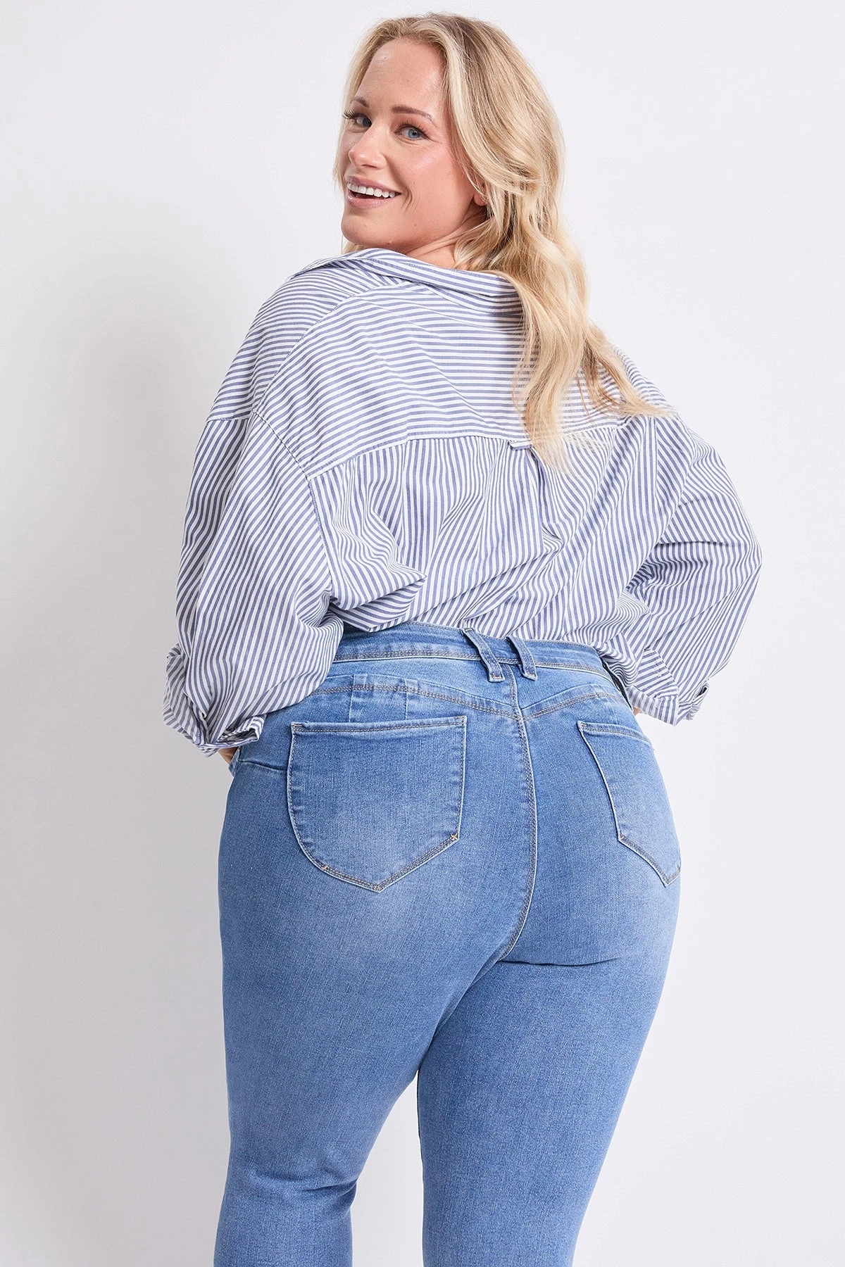 Women's Plus High Rise Curve Confidence WannaBettaButt Skinny Jeans 14 Women's Plus High Rise Curve Confidence WannaBettaButt Skinny Jeans - Image 12