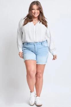 Women's Plus Curvy High-Rise Frayed Hem Shorts -Wana Fashion Shop XS256741 L2649 4