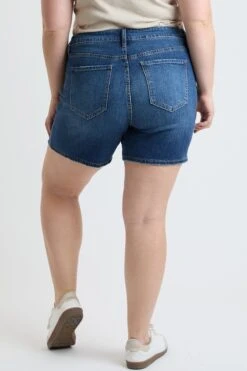 Women's Plus High Rise Essential Short 22 Women's Plus High Rise Essential Short -Wana Fashion Shop XS315099 16N 3